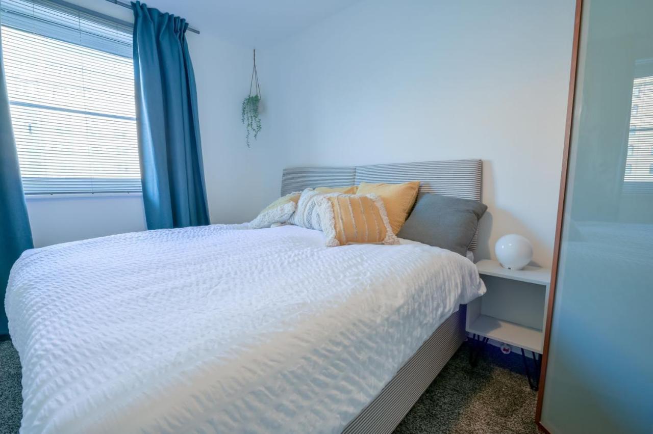 Waterloo Quay Apartment Private Parking Liverpool Luaran gambar